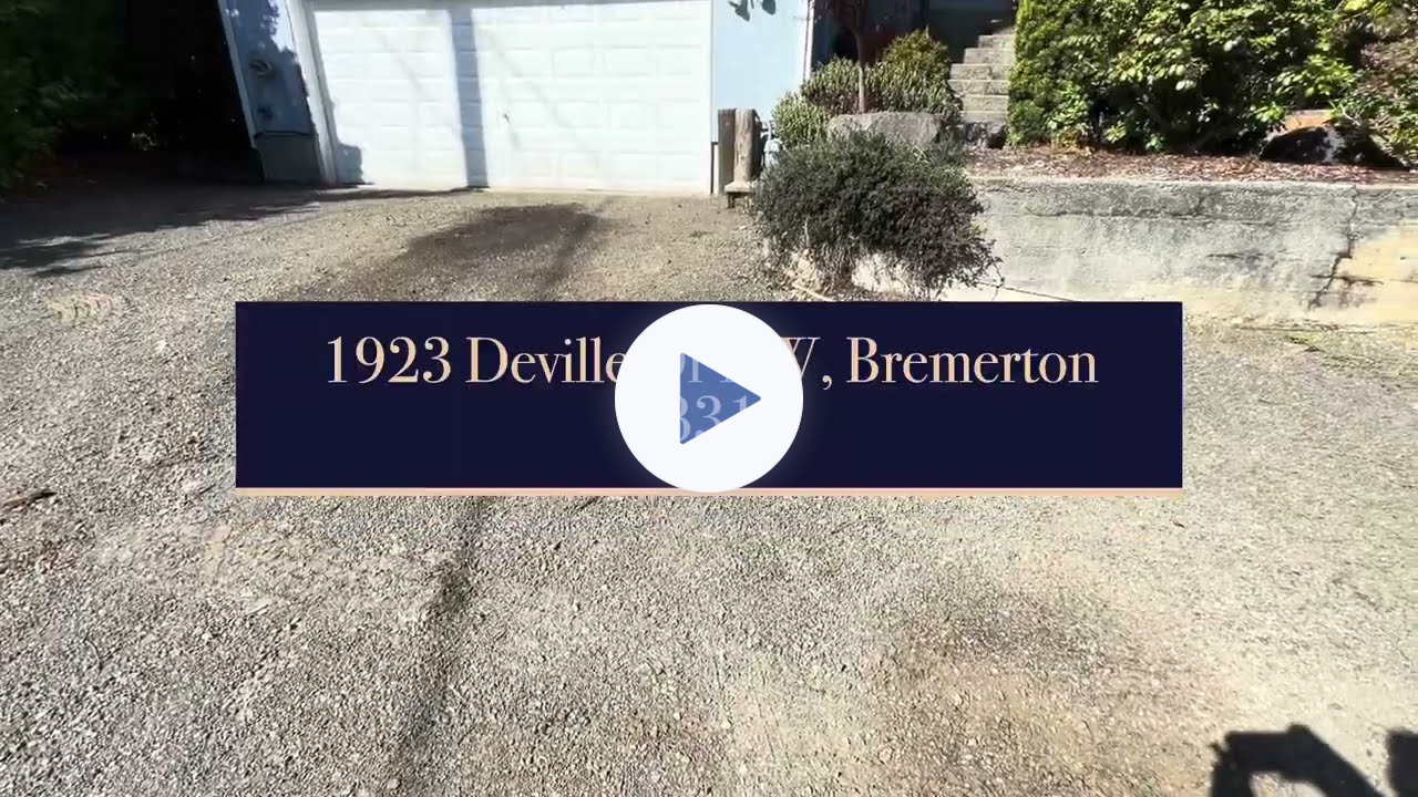 1923 Deville Dr NW