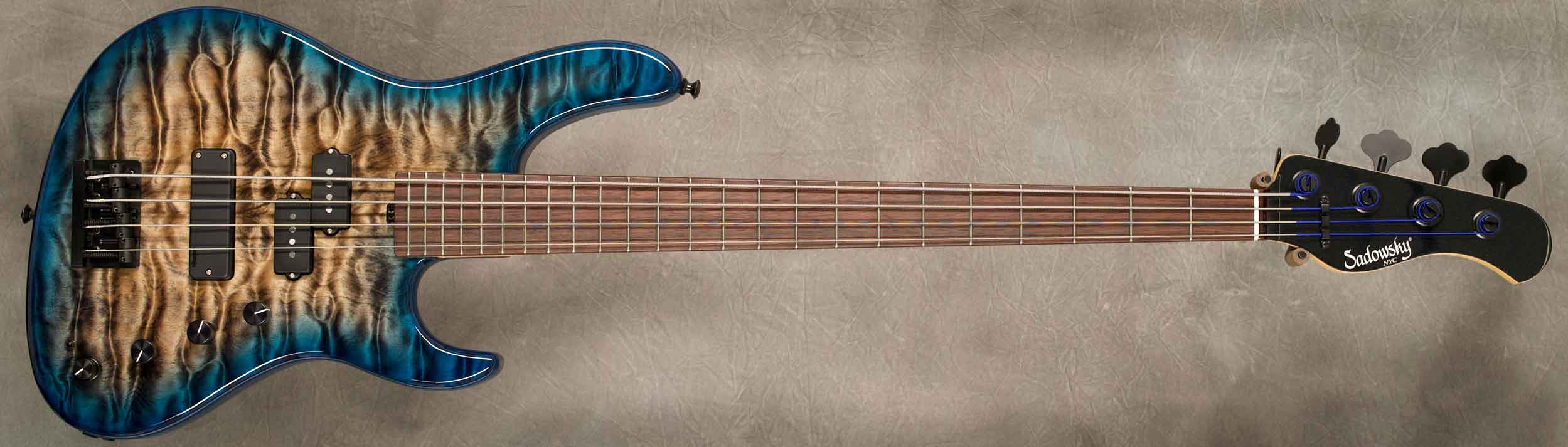 #8992 T-Whale Burst Quilt 4-24 Standard
