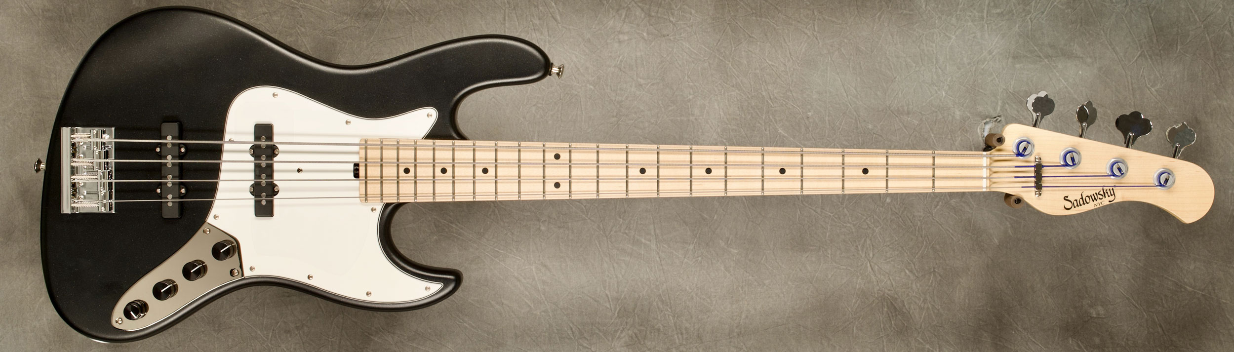 #9472 Satin Black Pearl Satin 4-21 Vintage.