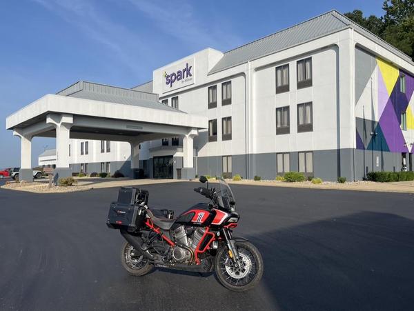 https://www.hilton.com/en/brands/spark-by-hilton/?WT.mc_id=zlada0ww1pe2psh3ggl4advcrb5dkt6multibr7_342591545_1003528&gad_source=1&gclsrc=ds