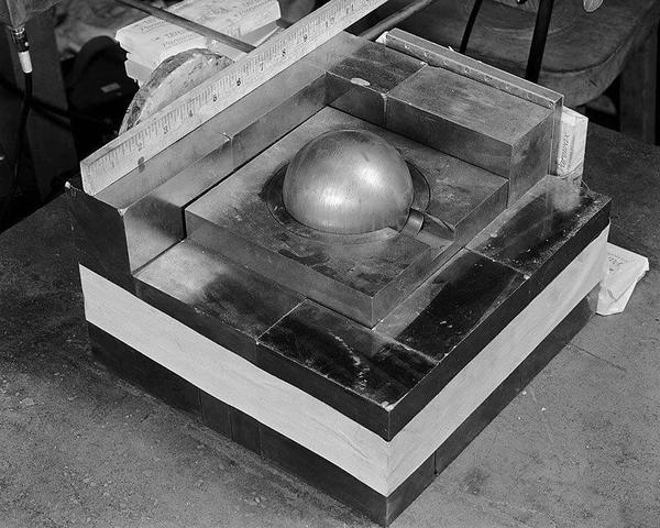 https://www.atlasobscura.com/articles/demon-core-that-killed-two-scientists?utm_source=Atlas+Obscura+Daily+Newsletter&utm_campaign=a830b49da7-EMAIL_CAMPAIGN_2023_07_24&utm_medium=email&utm_term=0_-a830b49da7-%5BLIST_EMAIL_ID%5D&mc_cid=a830b49da7&mc_eid=568804ebbf