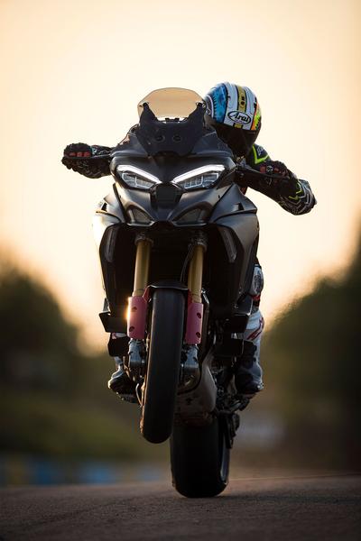 https://www.cycleworld.com/story/motorcycle-reviews/ducati-multistrada-v4-pikes-peak-early-ride/?utm_source=sendinblue&utm_campaign=CYW%20Sunday%20Best%20101721&utm_medium=email