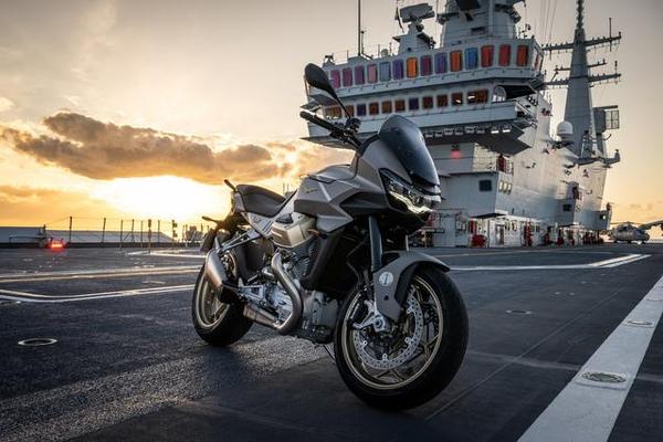 https://automotive.lulop.com/en_EN/post/show/249376/aboard-the-cavour-aircraf.html?idnews=13477&zone=headline&code=p0biRfjrSyAdDYnuNPubft4rYp5Fg1sEsre04rFn