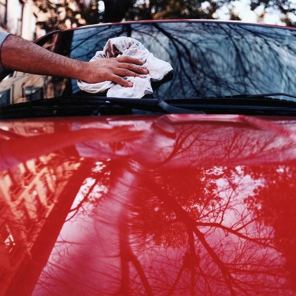https://www.familyhandyman.com/article/car-polish-vs-car-wax/?_cmp=diytipshintsnl&_ebid=diytipshintsnl5312024&_mid=700170&ehid=402d3ac6fb1d80295fe0f417cb70babfcd2e60d8&_PermHash=6c515e9a7440282e8fd88a4e7e49d3939c84ff90bab9a9e68bbf5c9c383152f8&tohMagStatus=NONE