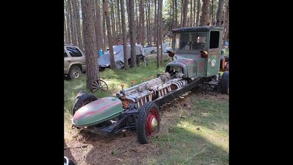 https://www.foxnews.com/auto/south-dakota-gorge-dozens-classic-cars-man-dream