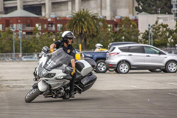 https://ridermagazine.com/2022/12/02/motorcycle-tips-back-brake-benefits/?oly_enc_id=6355B3933423F7Z
