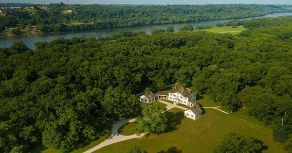 https://www.onlyinyourstate.com/west-virginia/archaeological-discovery-wv/?utm_medium=email&utm_campaign=newsletter&utm_source=west-virginia&utm_content=nlbuttonB1&eh_s2=6c515e9a7440282e8fd88a4e7e49d3939c84ff90bab9a9e68bbf5c9c383152f8