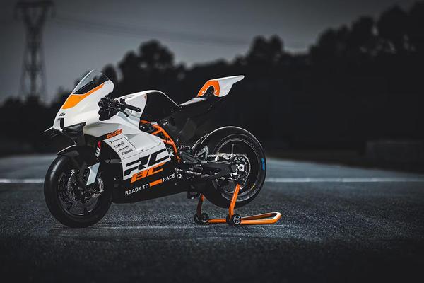 https://www.cycleworld.com/motorcycle-reviews/ktm-rc-8c-first-ride/