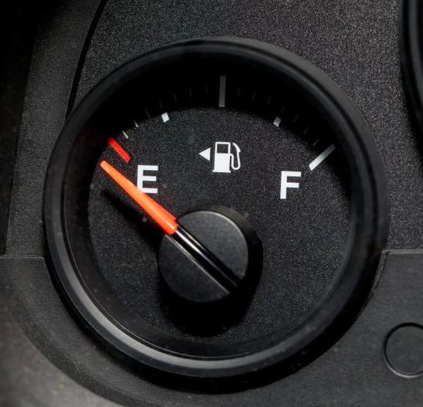 https://www.familyhandyman.com/article/heres-how-far-you-can-actually-drive-on-empty/?_cmp=diytipshintsnl&_ebid=diytipshintsnl1162023&_mid=652872&ehid=9c681715936f166984397783b57d0896df39e864&_PermHash=ef700ccf564eca85e84bcdaa0ea479b8cf26d432f2551f92503239595be8a2f6&tohMagStatus=EXPIRED