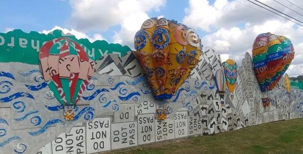 https://www.onlyinyourstate.com/pennsylvania/penndot-roadside-sculpture-garden-pa/?utm_medium=email&utm_campaign=newsletter&utm_source=pennsylvania&utm_content=nlbuttonB6&eh_s2=6c515e9a7440282e8fd88a4e7e49d3939c84ff90bab9a9e68bbf5c9c383152f8