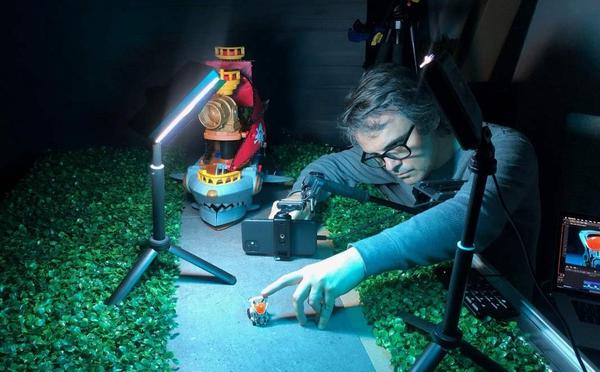 https://www.goodnewsnetwork.org/filmmaker-creates-incredible-stop-motion-chase-scenes-using-toy-hot-wheel-cars/?fbclid=IwAR0iZF4yhVai1OCpMakU8TRGqsNyG4Sg1Hjy-y5gYwC_EdMuyyoJT_AmCn8