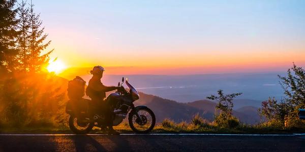https://www.motorcyclepowersportsnews.com/adventure-motorcycles-surged-popularity/?utm_source=omeda&utm_medium=newsletter&utm_campaign=Why+Have+Adventure+Bikes+Become+So+Popular%3F&oly_enc_id=4246I1851612J3I