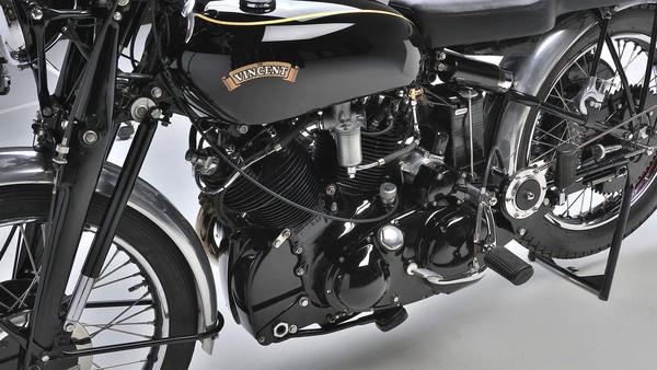 https://silodrome.com/history-vincent-black-shadow/
