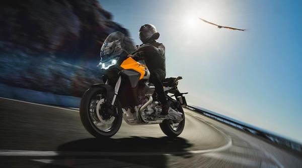 https://www.motoguzzi.com/en_EN/landing-page/stelvio/
