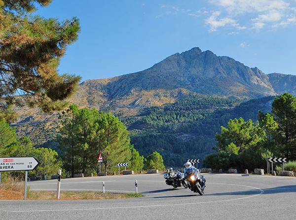 https://backroadsusa.com/best-of-portugal-tour