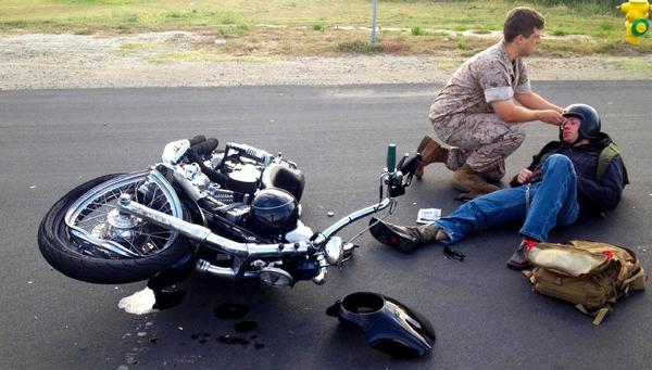 https://www.revzilla.com/common-tread/what-to-do-at-a-crash-scene?pid=5a287d4ee661f051628b4717&uhe=156c175ab1edf96cb040ef1b151299ac&utm_source=Sailthru&utm_medium=email&utm_campaign=07/15/2023_CT_Generic_CommonTread_Campaign&utm_term=Common%20Tread%20%7C%20Combined