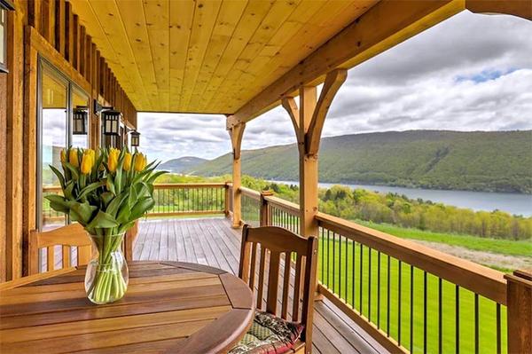 https://www.onlyinyourstate.com/new-york/best-cabins-in-new-york/?utm_medium=email&utm_source=new-york&utm_campaign=newsletter&lctg=0000000000130643&utm_content=nlbuttonB1