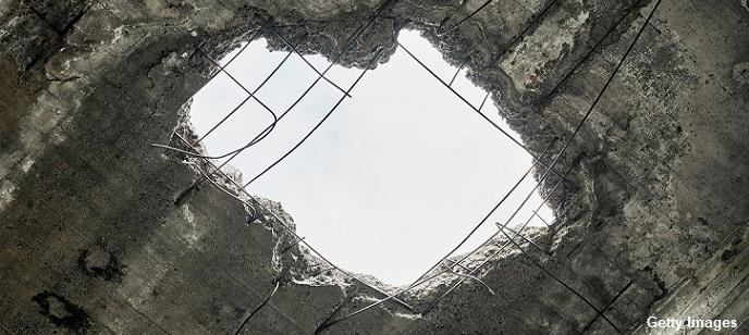 https://www.coasttocoastam.com/article/video-unidentified-falling-object-crashes-through-ceiling-of-new-jersey-body-shop/