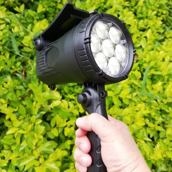 Linterna ultra fuerte de 100w