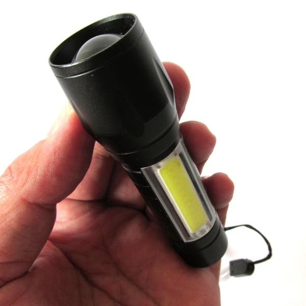 Mini linterna doble luz