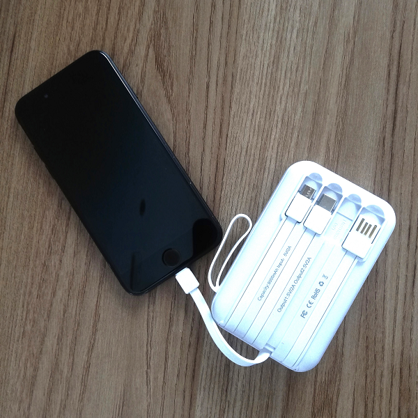 Mini Cargador Power Bank 8.000mAh.