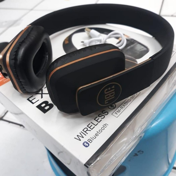 Audífonos JBL 952BT