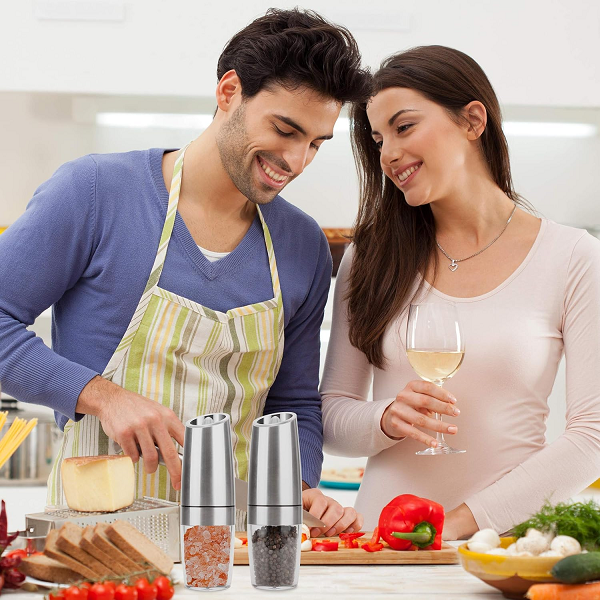 Molinillo Eléctrico de Pimienta y Sal