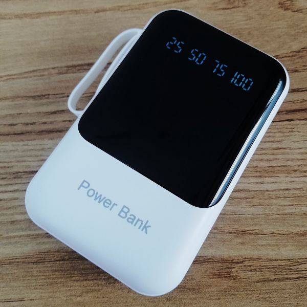 Mini Cargador Power Bank 8.000mAh.