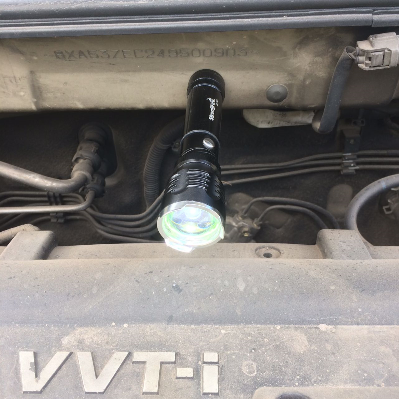 Linterna para auto con imán