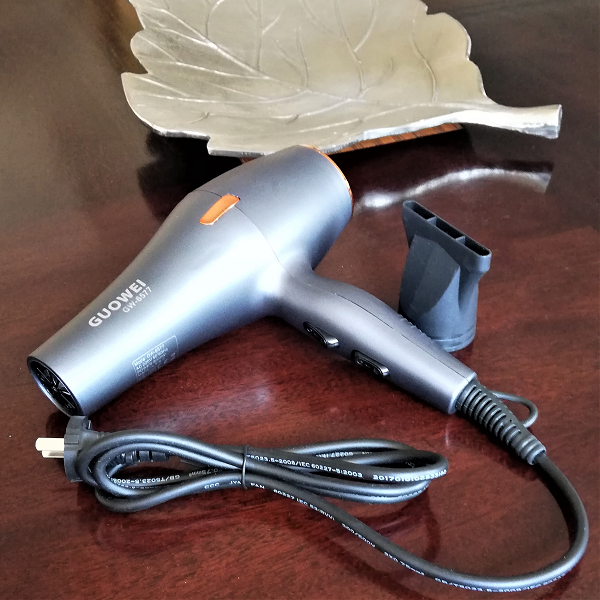 Secasdor de cabello de 600w