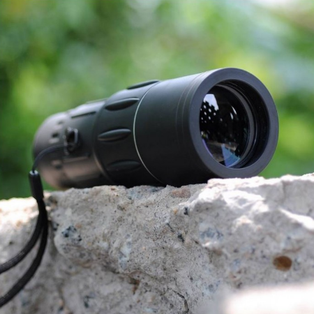 Monocular