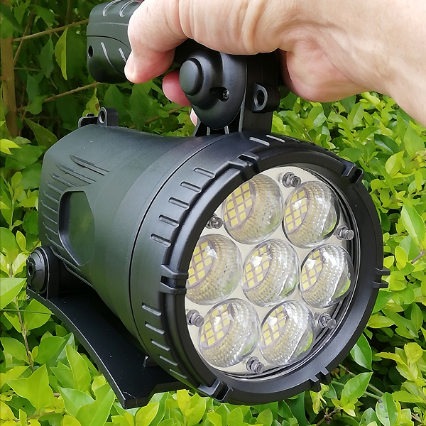 Linterna Ultra Fuerte de 100w 866A