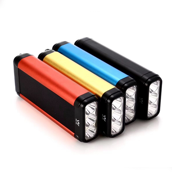 Parlante linterna y cargador WSA-845