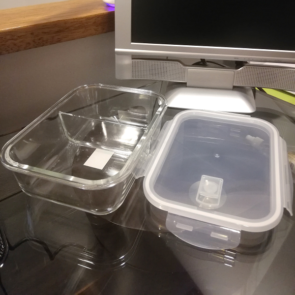 Recipiente de Vidrio con División y Tapa