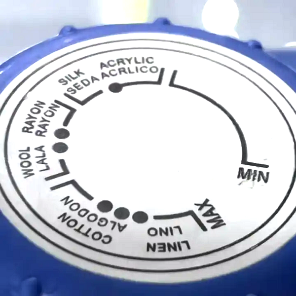 Plancha de Vapor Sokany ES-138A
