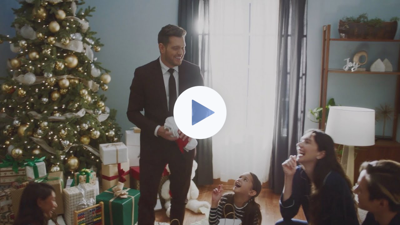 Michael Bublé - It's Beginning to Look a Lot Like Christmas (Official Music Video)