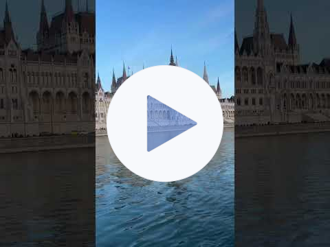 Budapest Parliament: Daylight Beauty or Nighttime Magic on the Danube? 🌞🌙