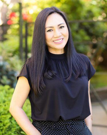 Female acupuncturist