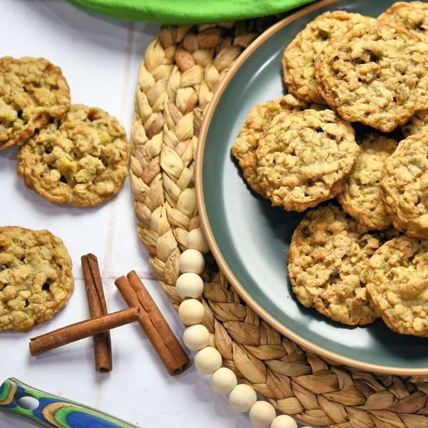 Oatmeal Honey Pistachio Cookies Recipe