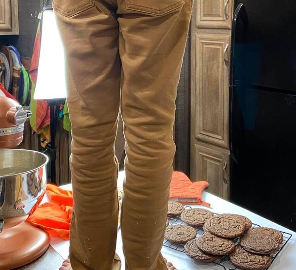 Chocolate Cookies with Peanut Butter Frosting