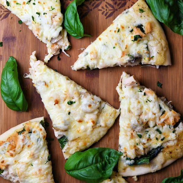 Spinach Alfredo Pizza