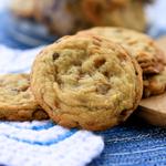 Toffee and Chocolate Chip Cookies