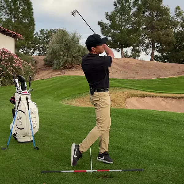 Lagshot Golf Clubs | Free Golf Swing ebook | Golf Swing Training Guide