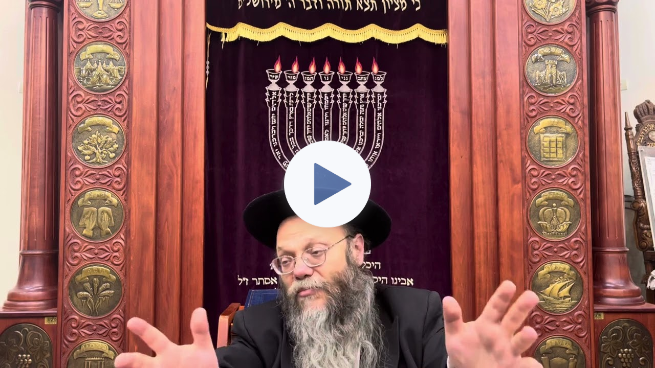 Techelet the little blue string on the Tzitzit