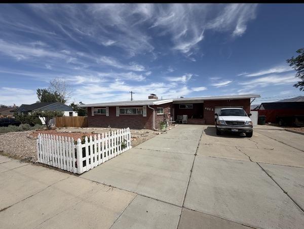 Tooele — E 100 S exterior