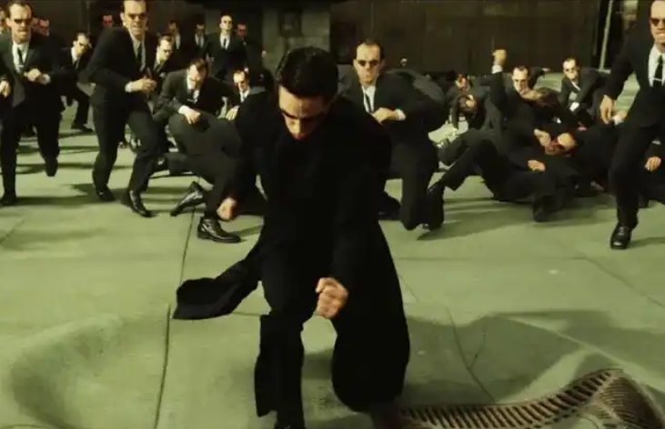 Neo at the fighting scene.