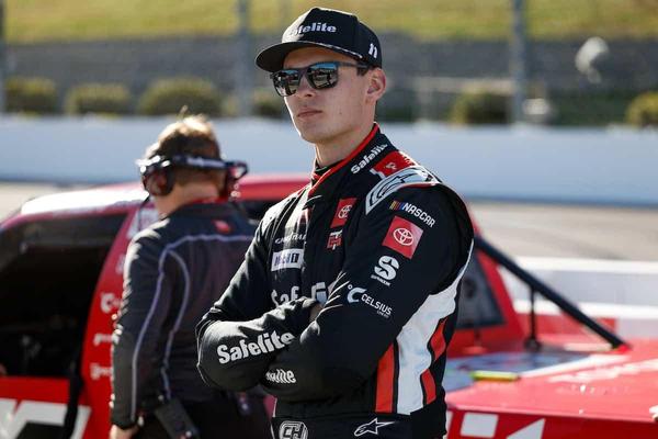 (Photo: Nigel Kinrade Photography)