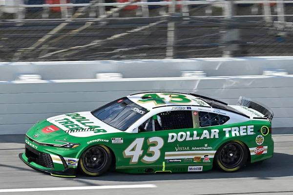 (Photo: Nigel Kinrade Photography)