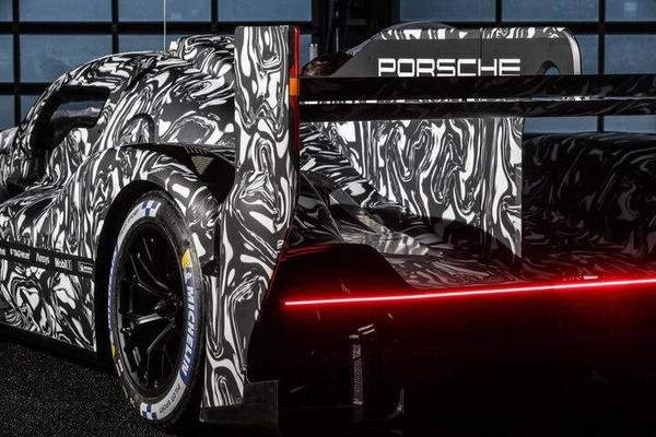 (Photo: Porsche AG)