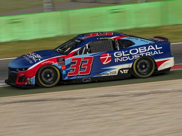 (Photo: iRacing via eNASCAR)